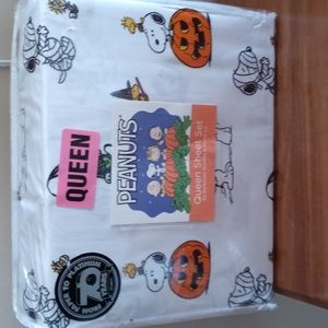 Snoopy Halloween sheets